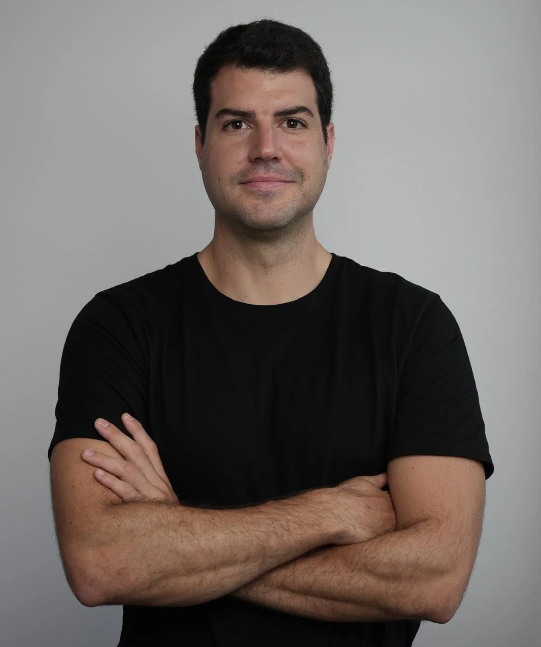 Luis Soto Navarro, abogado especialista en startups y derecho tecnológico, socio fundador de Sonav Legal con experiencia internacional